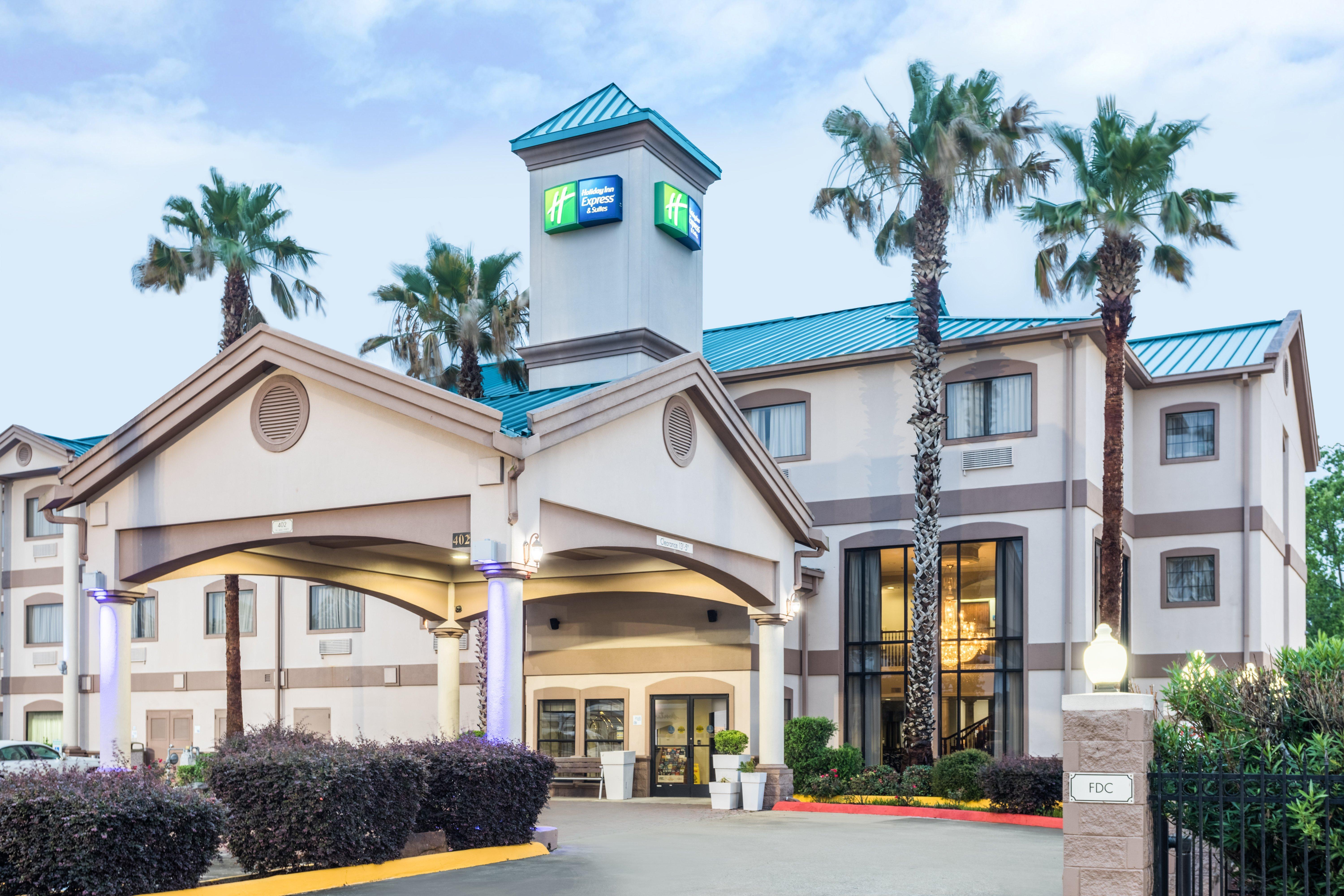 Holiday Inn Express Hotel And Suites Lake Charles By Ihg Exterior photo