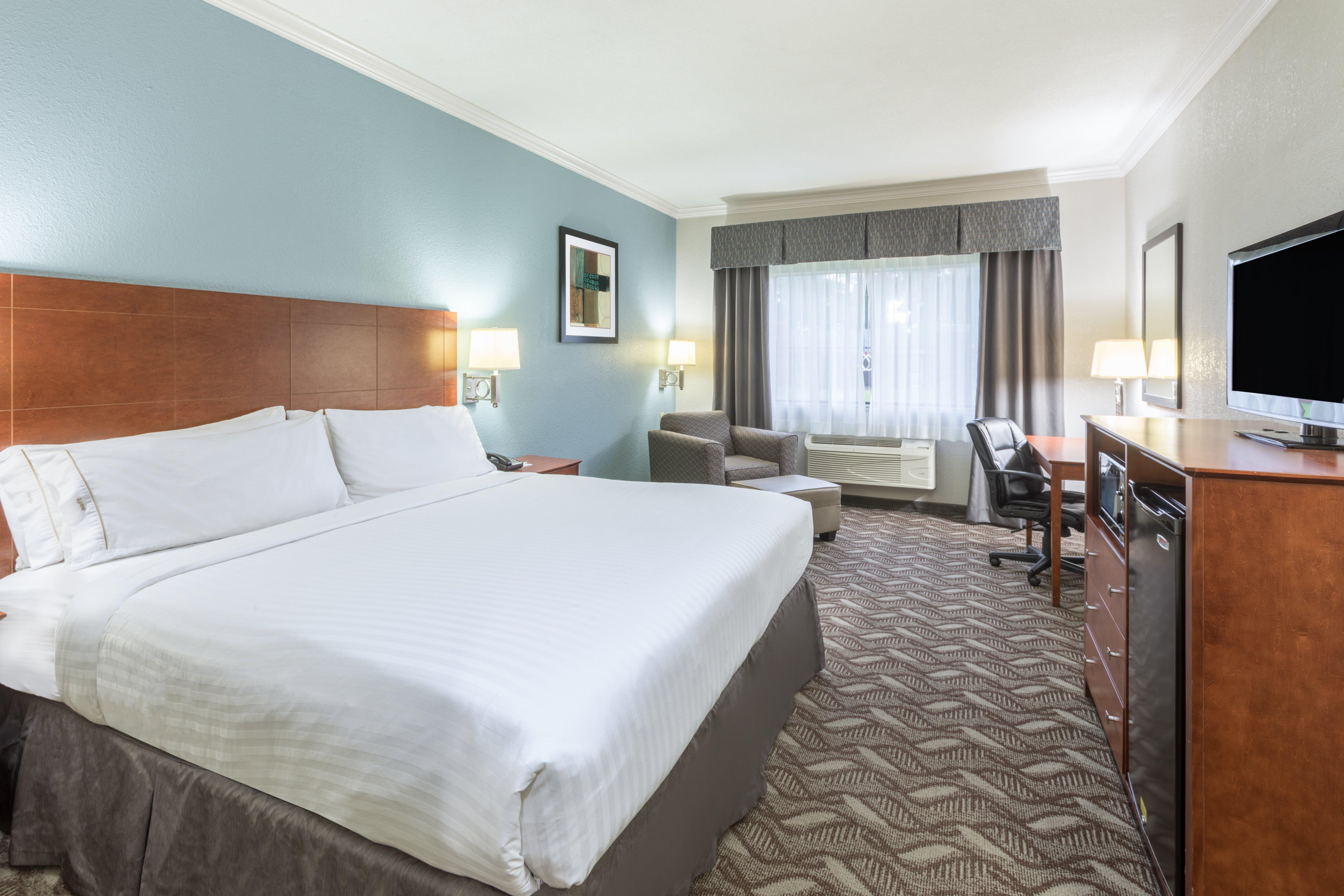 Holiday Inn Express Hotel And Suites Lake Charles By Ihg Exterior photo